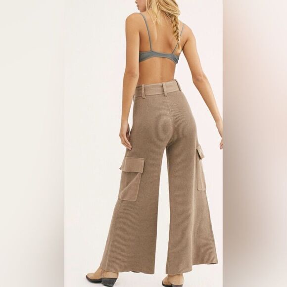 NWT FREE PEOPLE RIBBED WIDE LEG CARGO PANTS - Picture 3 of 3
